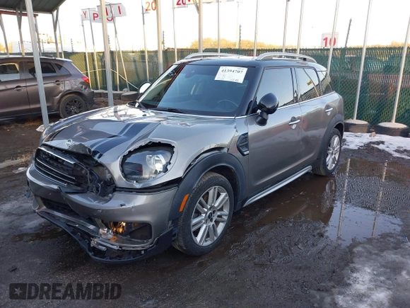 2019 MINI Countryman Cooper with VIN WMZYS7C58K3F47079, listed as a IAAI auction lot 41394707 with 48,917 mi miles. Bid and sale history available at carsss.com. Image 17.