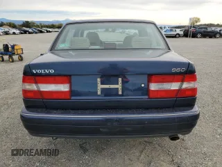 1995 Volvo 960 z VIN YV1KS9610S1055241, wystawiony jako Copart lot #77401364 z przebiegiem 129 926 mil mil oraz Tytuł czysty. Historia ofert i sprzedaży dostępna na DreamBid. Obrazek 6.