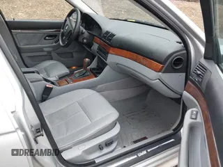 2003 BMW 5 Series 530iA with VIN WBADT63423CK35879, listed as a IAAI auction lot 41648026 with 193,119 mi miles. Bid and sale history available at carsss.com. Image 5.
