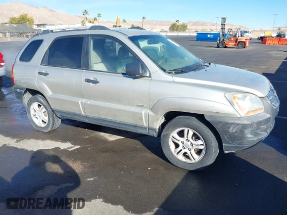 2005 Kia Sportage LX with VIN KNDJE723957066325, listed as a IAAI auction lot 41408266 with 225,570 mi miles and . Bid and sale history available at carsss.com. Image 1.