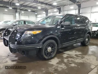2014 Ford Utility Police Interceptor with VIN 1FM5K8AR3EGA04453, listed as a Copart auction lot 87294124 with 200,560 mi miles and Salvage Title. Bid and sale history available at carsss.com. Image 1.