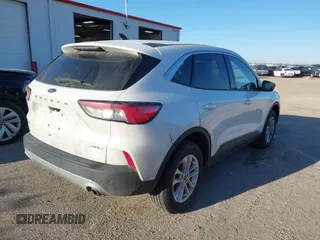 2022 Ford Escape SE with VIN 1FMCU9G60NUA61330, listed as a IAAI auction lot 41725478 with 150,587 mi miles and . Bid and sale history available at DreamBid. Image 4.