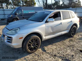 2008 Porsche Cayenne with VIN WP1AA29P88LA00687, listed as a Copart auction lot 48261535 with 212,088 mi miles and Salvage Title. Bid and sale history available at carsss.com. Image 1.