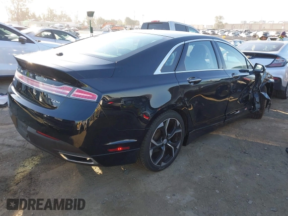 2016 Lincoln MKZ Hybrid z VIN 3LN6L2LU1GR612760, wystawiony jako IAAI lot #41752860 z przebiegiem 101 795 mil mil oraz . Historia ofert i sprzedaży dostępna na DreamBid. Obrazek 4.