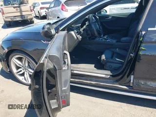 2018 Audi A5 Sportback Premium Plus z VIN WAUENCF55JA009202, wystawiony jako IAAI lot #42218463 z przebiegiem 51 866 mil mil oraz . Historia ofert i sprzedaży dostępna na DreamBid. Obrazek 5.