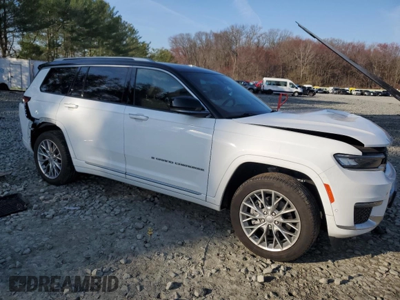 2023 Jeep Grand Cherokee Summit Reserve with VIN 1C4RJKEG8P8723399, listed as a Copart auction lot 51033365 with 32,689 mi miles and Salvage title. Bid and sale history available at DreamBid. Image 4.