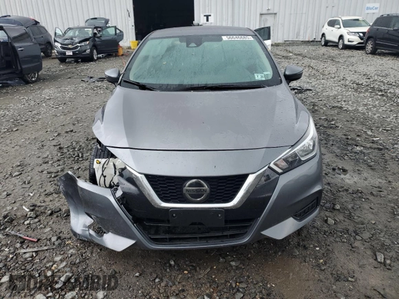 2021 Nissan Versa SV z VIN 3N1CN8EV7ML821786, wystawiony jako Copart lot #56646685 z przebiegiem 73 121 mil mil oraz Szkoda całkowita • Salvage title. Historia ofert i sprzedaży dostępna na DreamBid. Obrazek 5.