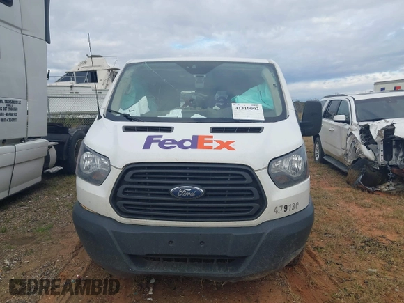 2018 Ford Transit Cargo with VIN 1FTYE2YM3JKA96638, listed as a IAAI auction lot 41319002 with Not Provided miles. Bid and sale history available at carsss.com. Image 12.