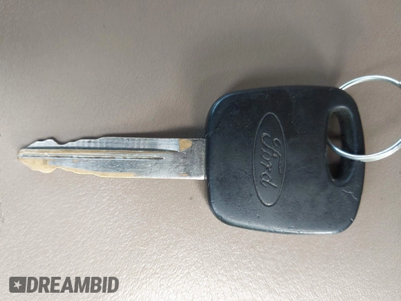 2002 Ford Excursion XLT z VIN 1FMSU41F12EB48358, wystawiony jako IAAI lot #42393292 z przebiegiem 200 377 mil mil oraz . Historia ofert i sprzedaży dostępna na DreamBid. Obrazek 11.