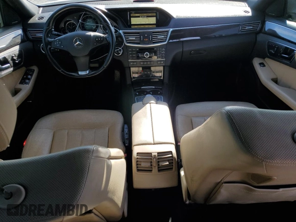 2011 Mercedes-Benz E 550 Luxury with VIN WDDHF7CB8BA305630, listed as a Copart auction lot 41521955 with 141,587 mi miles and Salvage Title. Bid and sale history available at DreamBid. Image 8.