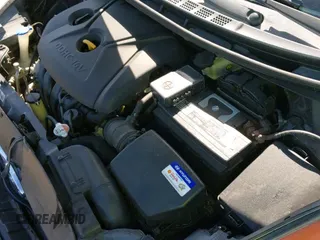 2012 Hyundai Elantra GLS с VIN KMHDH4AE9CU261793, выставлен на аукционе IAAI как лот 43362310 с пробегом 110 031 миль миль и . История ставок и продаж доступна на DreamBid. Изображение 19.