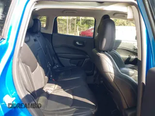2018 Jeep Compass Latitude with VIN 3C4NJCBB7JT327275, listed as a IAAI auction lot 40176960 with 74,320 mi miles. Bid and sale history available at carsss.com. Image 8.