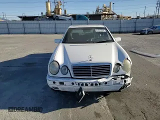 1998 Mercedes-Benz E-Class with VIN WDBJF25F3WA566702, listed as a Copart auction lot 81723704 with Not Provided miles and Salvage Title. Bid and sale history available at carsss.com. Image 11.