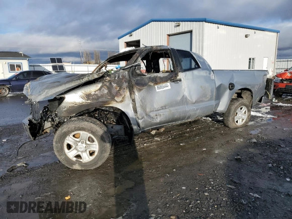 2010 Toyota Tundra 4WD Truck with VIN 5TFUM5F16AX015873, listed as a Copart auction lot 86865444 with 0 mi miles and Salvage Title. Bid and sale history available at carsss.com. Image 1.