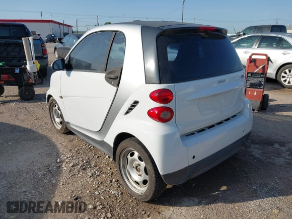 2015 Smart fortwo Passion with VIN WMEEJ3BA4FK800163, listed as a IAAI auction lot 42180126 with 53,138 mi miles. Bid and sale history available at carsss.com. Image 3.