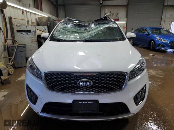 2018 Kia Sorento SX with VIN 5XYPKDA53JG371076, listed as a Copart auction lot 50297585 with 116,385 mi miles and Non Repairable. Bid and sale history available at DreamBid. Image 5.