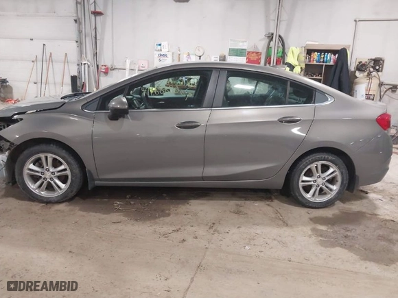 2017 Chevrolet Cruze LT with VIN 1G1BE5SM3H7239447, listed as a IAAI auction lot 41166890 with NaN miles. Bid and sale history available at carsss.com. Image 14.