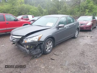 2012 Honda Accord LX Premium z VIN 1HGCP2F47CA003556, wystawiony jako IAAI lot #41947825 z przebiegiem 175 514 mil mil oraz . Historia ofert i sprzedaży dostępna na DreamBid. Obrazek 17.