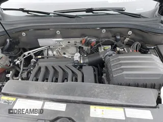 2021 Volkswagen Atlas SEL with VIN 1V2BR2CA9MC576221, listed as a IAAI auction lot 42176520 with 67,272 mi miles and . Bid and sale history available at DreamBid. Image 10.
