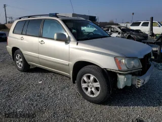 2001 Toyota Highlander with VIN JTEGF21A210021848, listed as a Copart auction lot 43208535 with 161,563 mi miles and Salvage Title. Bid and sale history available at carsss.com. Image 4.