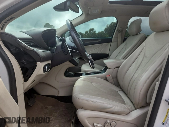 2018 Lincoln MKC Reserve with VIN 5LMCJ3C98JUL12561, listed as a Copart auction lot 58420665 with 66,790 mi miles and Salvage title. Bid and sale history available at DreamBid. Image 7.