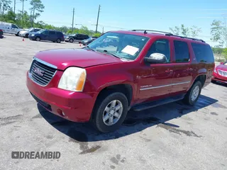 2011 GMC Yukon XL SLT with VIN 1GKS2KE37BR118843, listed as a IAAI auction lot 41983870 with 236,029 mi miles. Bid and sale history available at carsss.com. Image 17.