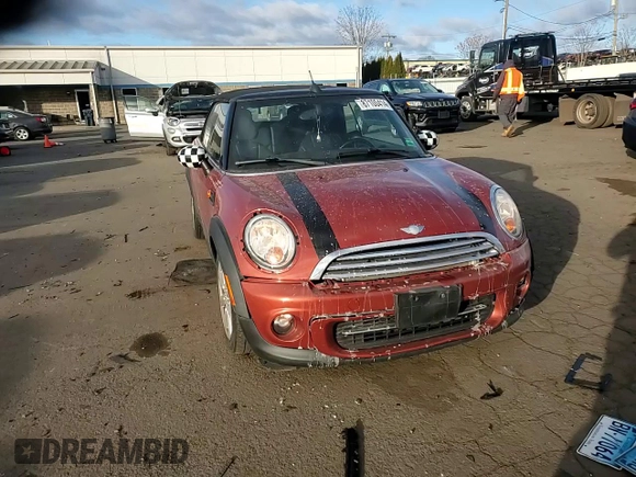 2012 MINI Convertible z VIN WMWZN3C57CT265368, wystawiony jako Copart lot #87100414 z przebiegiem 124 102 mil mil oraz Szkoda całkowita • Salvage title. Historia ofert i sprzedaży dostępna na DreamBid. Obrazek 11.