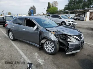 2018 Nissan Altima SV with VIN 1N4AL3AP2JC124348, listed as a Copart auction lot 54697585 with 93,964 mi miles and Salvage Title. Bid and sale history available at DreamBid. Image 4.