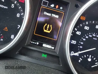 2018 Hyundai Santa Fe Ultimate с VIN 5XYZW4LA6JG507076, выставлен на аукционе IAAI как лот 42117253 с пробегом 95 980 миль миль и . История ставок и продаж доступна на DreamBid. Изображение 16.