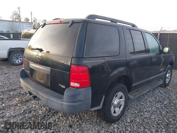 2005 Ford Explorer XLS with VIN 1FMZU62K75UA30945, listed as a IAAI auction lot 41772727 with 57,729 mi miles and . Bid and sale history available at DreamBid. Image 4.