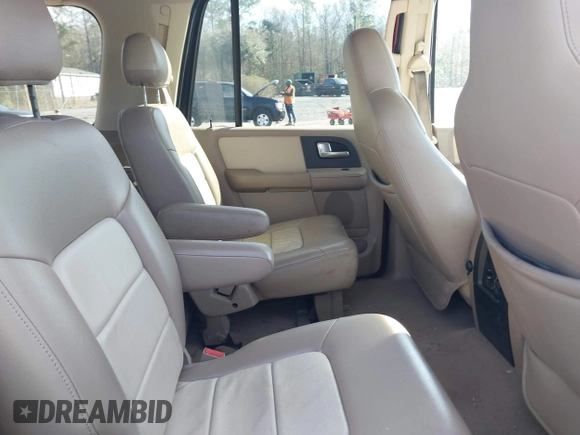 2004 Ford Expedition Eddie Bauer with VIN 1FMFU17L04LA90805, listed as a IAAI auction lot 41610927 with 245,847 mi miles and . Bid and sale history available at DreamBid. Image 8.