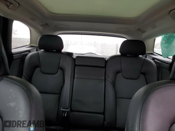 2021 Volvo XC60 Inscription Expression with VIN YV4BR0DK1M1684225, listed as a Copart auction lot 44148935 with 44,575 mi miles and Salvage title. Bid and sale history available at DreamBid. Image 10.