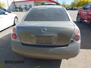 2003 Nissan Altima S with VIN 1N4AL11D73C163112, listed as a IAAI auction lot 42084672 with 184,140 mi miles and . Bid and sale history available at DreamBid. Image 17.
