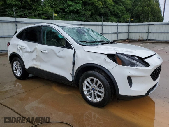 2022 Ford Escape SE with VIN 1FMCU9G68NUA60569, listed as a Copart auction lot 58168925 with 120,281 mi miles and Non repairable. Bid and sale history available at DreamBid. Image 4.