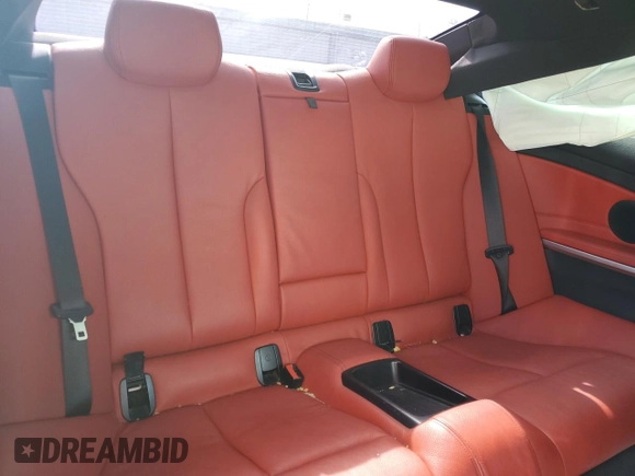 2020 BMW 4 Series 430i z VIN WBA4W3C01LAG91521, wystawiony jako Copart lot #43123475 z przebiegiem 66 320 mil mil oraz Szkoda całkowita • Salvage title. Historia ofert i sprzedaży dostępna na DreamBid. Obrazek 10.