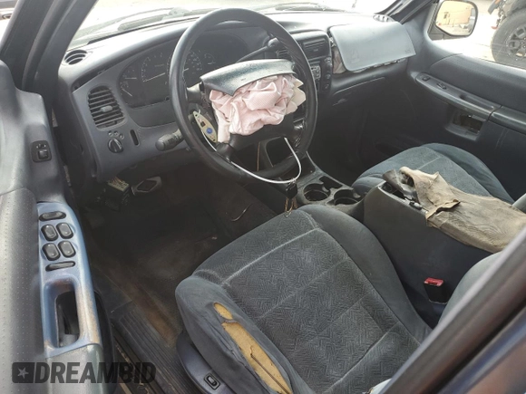 1998 Ford Explorer XLT с VIN 1FMZU35P7WZC24885, выставлен на аукционе Copart как лот 59358925 с пробегом 261 398 миль миль и Списание • Salvage title. История ставок и продаж доступна на DreamBid. Изображение 8.