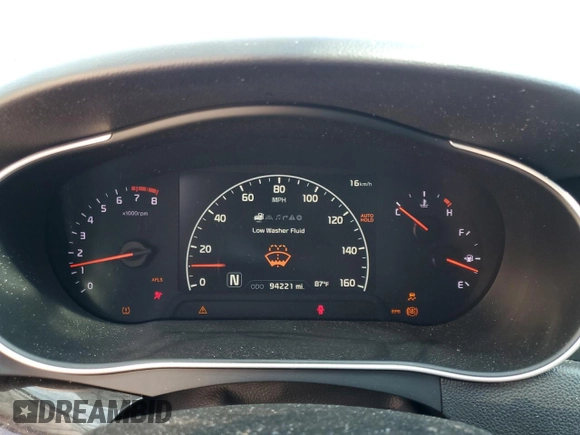 2016 Kia Cadenza Premium with VIN KNALN4D76G5208827, listed as a Copart auction lot 70518144 with 94,221 mi miles and Salvage Title. Bid and sale history available at carsss.com. Image 9.
