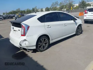 2013 Toyota Prius One with VIN JTDKN3DU8D5672924, listed as a IAAI auction lot 42011744 with 153,772 mi miles. Bid and sale history available at carsss.com. Image 4.