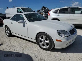2001 Mercedes-Benz SLK-Class with VIN WDBKK65F71F218677, listed as a Copart auction lot 77267814 with Not Provided miles and Salvage Title. Bid and sale history available at carsss.com. Image 4.