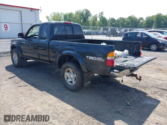 2004 Toyota Tacoma with VIN 5TEWN72N44Z344708, listed as a IAAI auction lot 40095002 with 136,791 mi miles and . Bid and sale history available at DreamBid. Image 3.