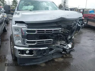 2024 Ford Super Duty F-250 SRW XL with VIN 1FT7W2BT9RED24404, listed as a IAAI auction lot 41851217 with 25,627 mi miles. Bid and sale history available at carsss.com. Image 17.