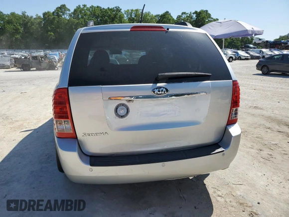 2014 Kia Sedona LX with VIN KNDMG4C7XE6548508, listed as a Copart auction lot 52625095 with 93,197 mi miles and Clean Title. Bid and sale history available at carsss.com. Image 6.