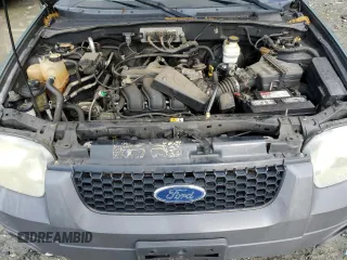 2006 Ford Escape XLT with VIN 1FMYU93146KC00081, listed as a Copart auction lot 56724835 with 243,213 mi miles and Salvage title. Bid and sale history available at DreamBid. Image 12.