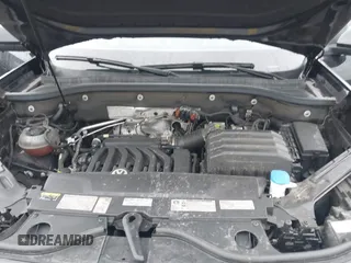 2020 Volkswagen Atlas SEL Premium z VIN 1V2NE2CA6LC219893, wystawiony jako IAAI lot #42252993 z przebiegiem 65 293 mil mil oraz . Historia ofert i sprzedaży dostępna na DreamBid. Obrazek 10.