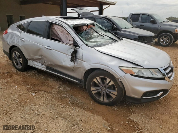 2013 Honda Crosstour EX-L with VIN 5J6TF1H58DL000022, listed as a Copart auction lot 71213754 with 0 mi miles and Salvage Title. Bid and sale history available at carsss.com. Image 4.