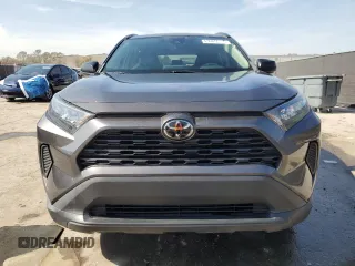 2021 Toyota RAV4 LE with VIN 2T3H1RFV1MC155845, listed as a Copart auction lot 43665575 with 61,082 mi miles and Salvage Title. Bid and sale history available at carsss.com. Image 5.