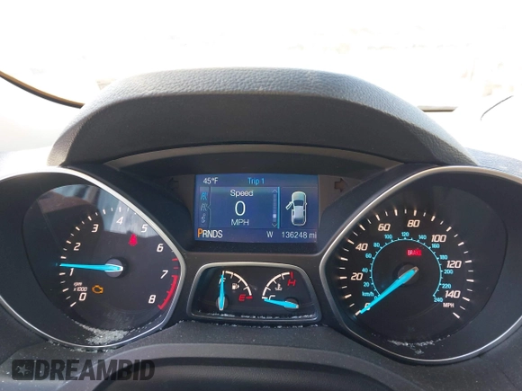 2015 Ford Escape SE with VIN 1FMCU9GX2FUB68101, listed as a IAAI auction lot 41902379 with 136,248 mi miles. Bid and sale history available at carsss.com. Image 7.
