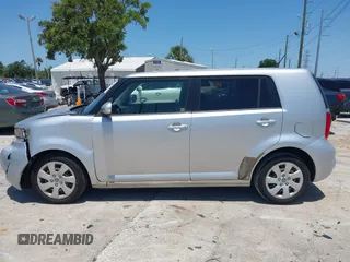 2008 Scion xB z VIN JTLKE50E481008499, wystawiony jako IAAI lot #42295038 z przebiegiem 113 609 mil mil oraz . Historia ofert i sprzedaży dostępna na DreamBid. Obrazek 14.