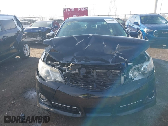 2014 Toyota Camry L with VIN 4T1BF1FK5EU778358, listed as a IAAI auction lot 41800091 with 136,918 mi miles. Bid and sale history available at carsss.com. Image 12.