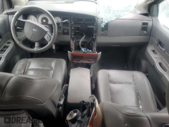 2005 Dodge Durango SLT z VIN 1D4HB48D65F539936, wystawiony jako Copart lot #49795885 z przebiegiem 262 712 mil mil oraz Szkoda całkowita • Salvage title. Historia ofert i sprzedaży dostępna na DreamBid. Obrazek 8.